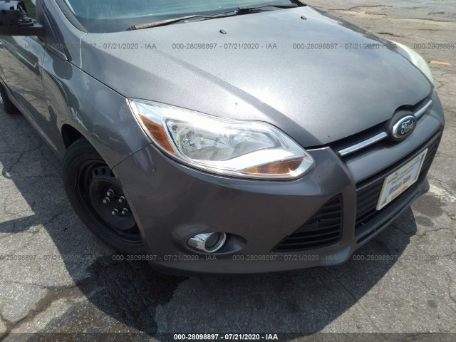 Photo 5 VIN: 1FAHP3F29CL456337 - FORD FOCUS 