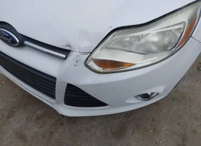 Photo 5 VIN: 1FAHP3F29CL471033 - FORD FOCUS 