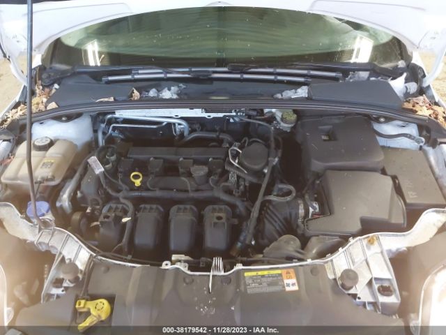 Photo 9 VIN: 1FAHP3F2XCL106375 - FORD FOCUS 