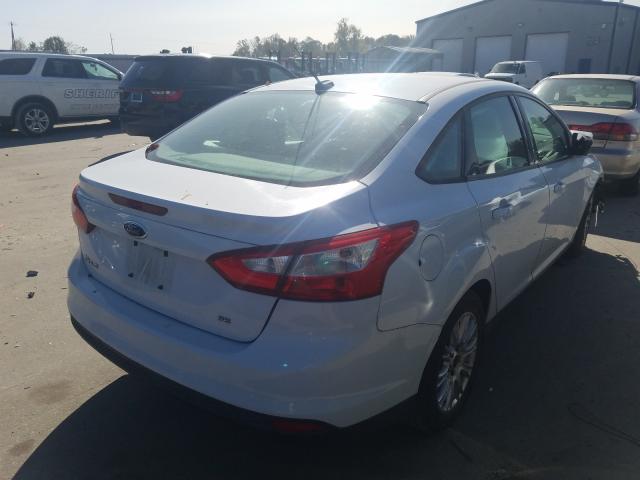 Photo 3 VIN: 1FAHP3F2XCL107896 - FORD FOCUS SE 