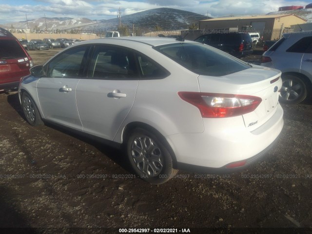 Photo 2 VIN: 1FAHP3F2XCL108580 - FORD FOCUS 