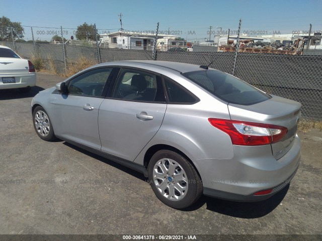 Photo 2 VIN: 1FAHP3F2XCL112094 - FORD FOCUS 