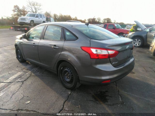 Photo 2 VIN: 1FAHP3F2XCL132555 - FORD FOCUS 