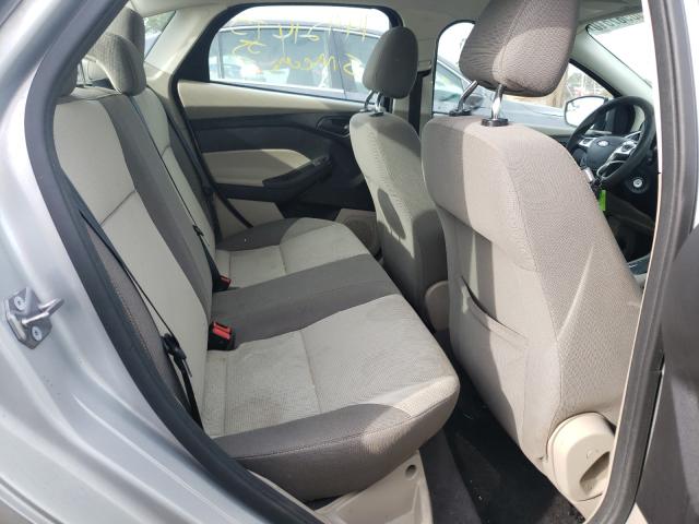 Photo 5 VIN: 1FAHP3F2XCL132877 - FORD FOCUS SE 