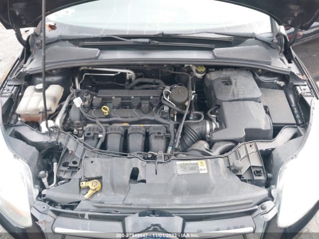 Photo 9 VIN: 1FAHP3F2XCL138095 - FORD FOCUS 