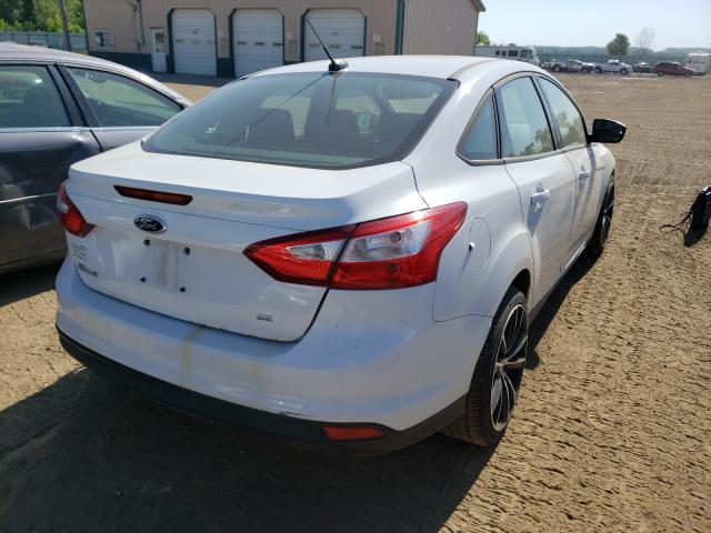 Photo 3 VIN: 1FAHP3F2XCL207609 - FORD FOCUS SE 