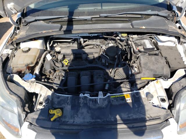 Photo 6 VIN: 1FAHP3F2XCL207609 - FORD FOCUS SE 