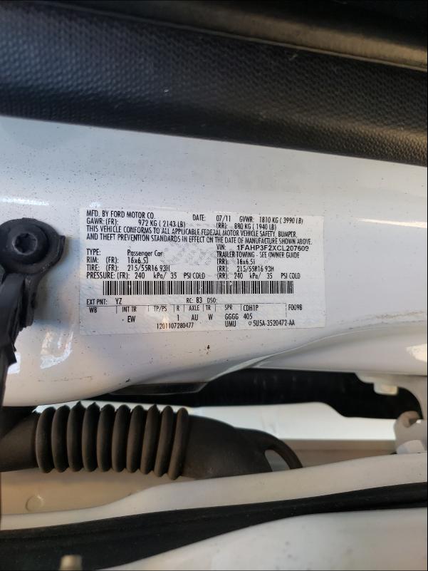 Photo 9 VIN: 1FAHP3F2XCL207609 - FORD FOCUS SE 