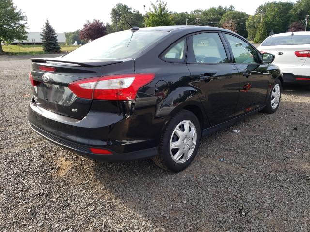 Photo 3 VIN: 1FAHP3F2XCL213541 - FORD FOCUS SE 