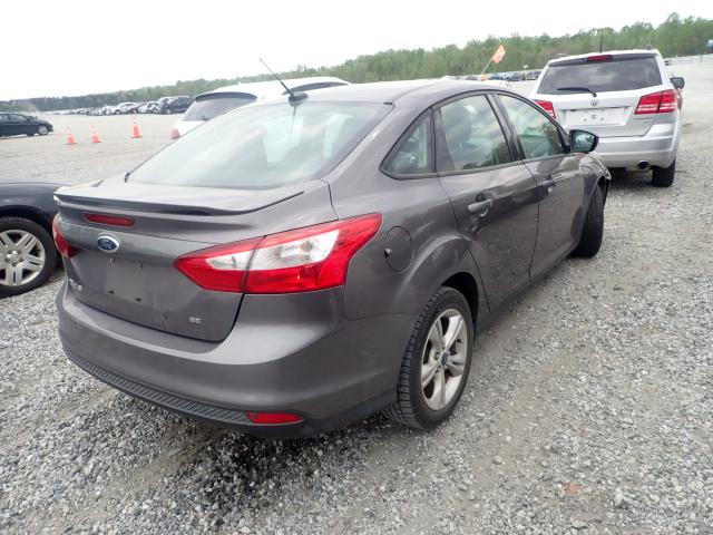 Photo 3 VIN: 1FAHP3F2XCL265431 - FORD FOCUS SE 