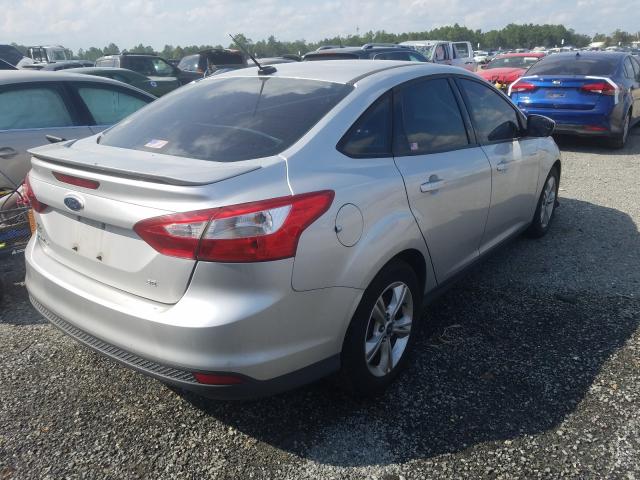 Photo 3 VIN: 1FAHP3F2XCL270807 - FORD FOCUS SE 