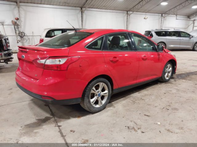 Photo 3 VIN: 1FAHP3F2XCL271620 - FORD FOCUS 