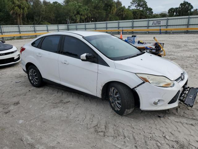 Photo 3 VIN: 1FAHP3F2XCL298493 - FORD FOCUS 