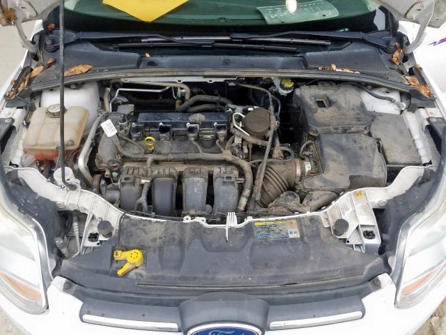 Photo 6 VIN: 1FAHP3F2XCL303028 - FORD FOCUS SE 