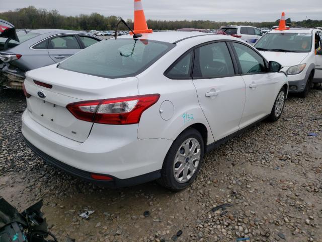 Photo 3 VIN: 1FAHP3F2XCL303045 - FORD FOCUS SE 