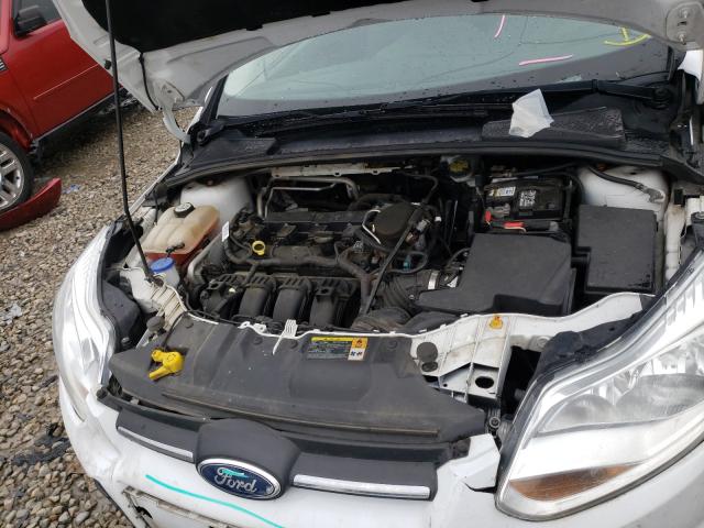 Photo 6 VIN: 1FAHP3F2XCL303045 - FORD FOCUS SE 