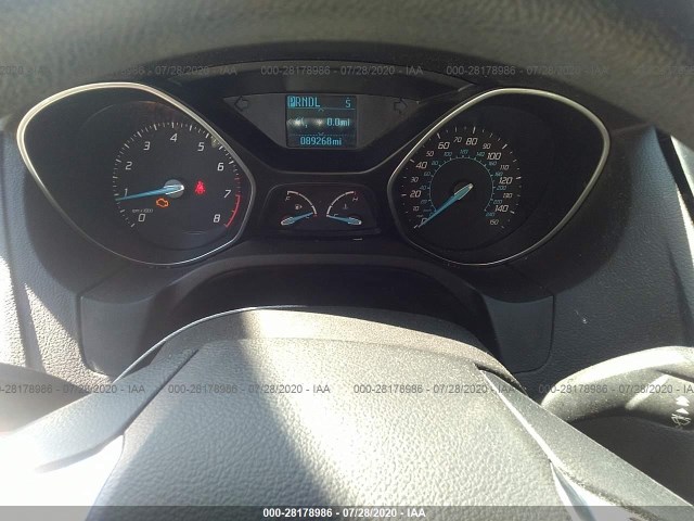 Photo 6 VIN: 1FAHP3F2XCL329421 - FORD FOCUS 