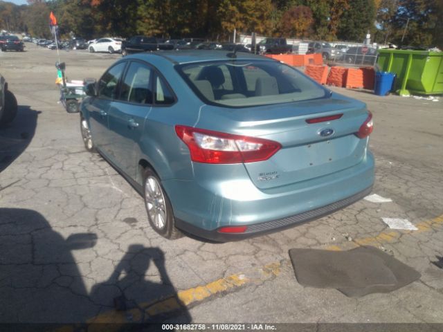 Photo 2 VIN: 1FAHP3F2XCL333534 - FORD FOCUS 