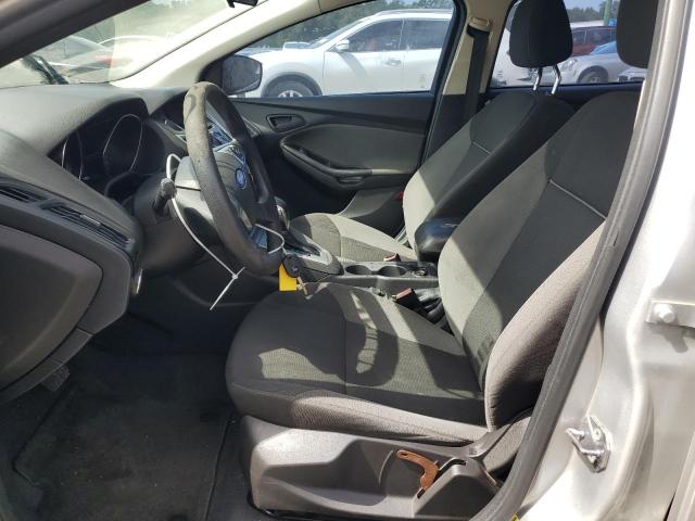 Photo 6 VIN: 1FAHP3F2XCL337650 - FORD FOCUS SE 