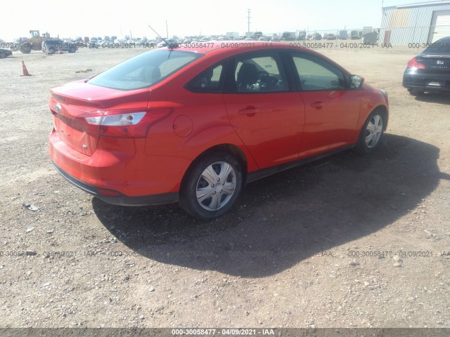 Photo 3 VIN: 1FAHP3F2XCL343769 - FORD FOCUS 