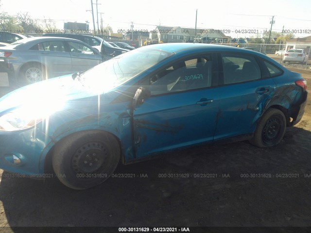 Photo 5 VIN: 1FAHP3F2XCL385407 - FORD FOCUS 