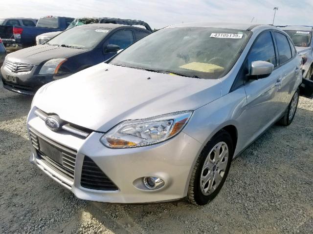 Photo 1 VIN: 1FAHP3F2XCL436310 - FORD FOCUS SE 