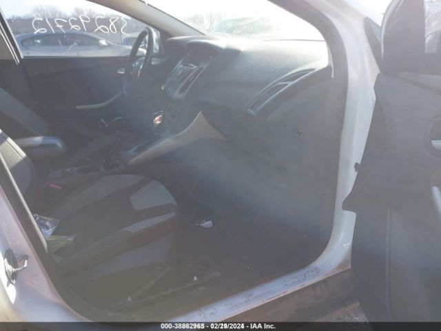 Photo 4 VIN: 1FAHP3F2XCL447842 - FORD FOCUS 