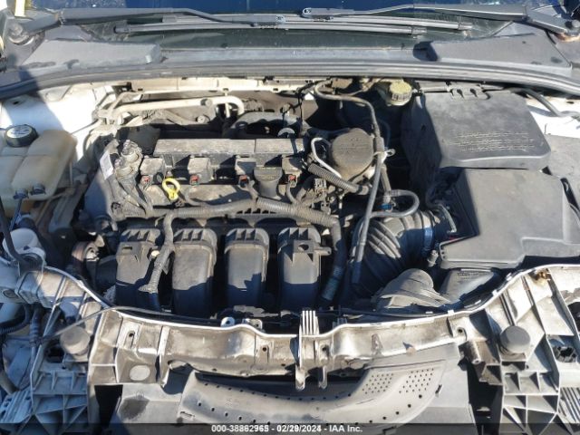 Photo 9 VIN: 1FAHP3F2XCL447842 - FORD FOCUS 