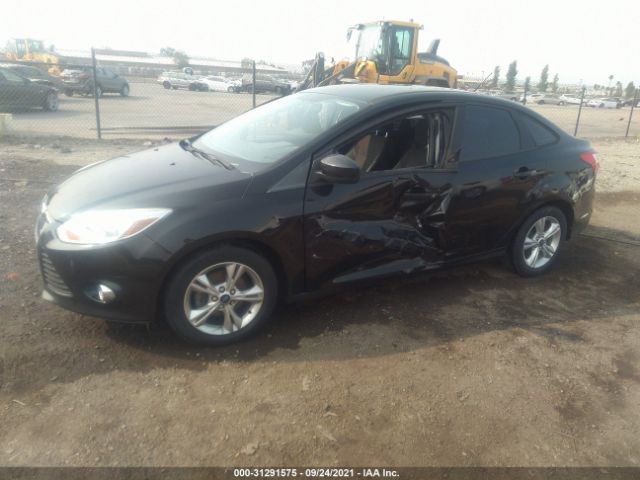 Photo 1 VIN: 1FAHP3F2XCL452104 - FORD FOCUS 