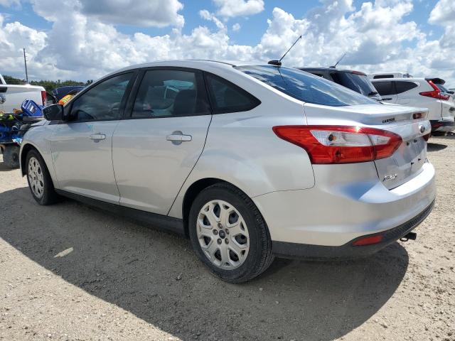 Photo 1 VIN: 1FAHP3F2XCL476841 - FORD FOCUS SE 