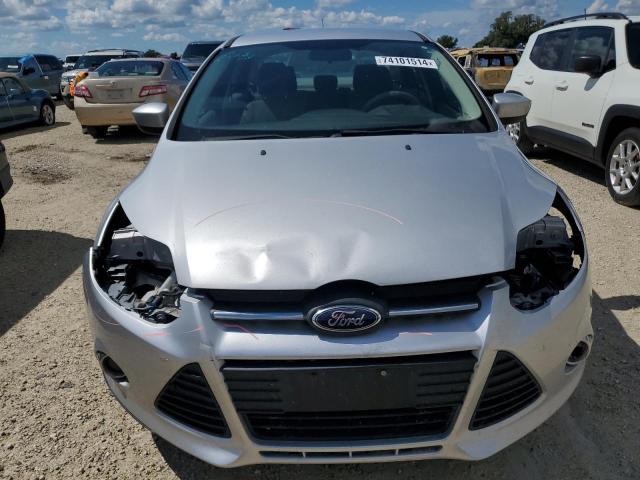 Photo 4 VIN: 1FAHP3F2XCL476841 - FORD FOCUS SE 