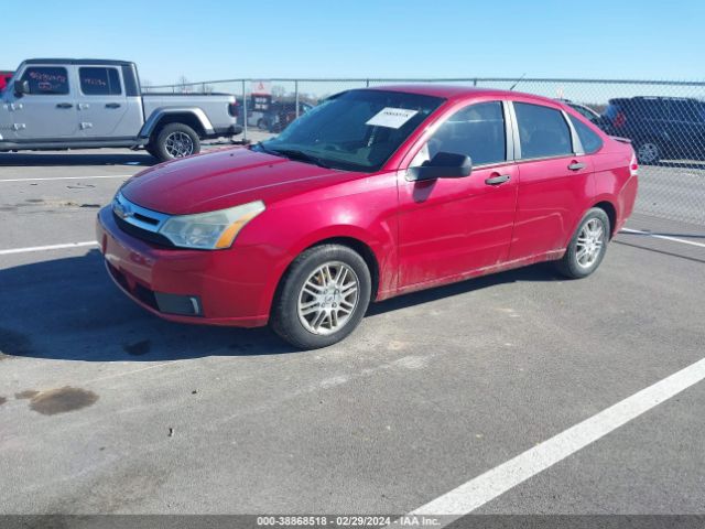 Photo 1 VIN: 1FAHP3FN0AW105824 - FORD FOCUS 