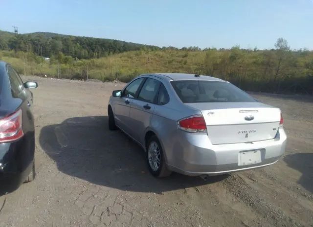 Photo 2 VIN: 1FAHP3FN0AW206989 - FORD FOCUS 