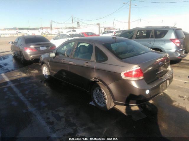 Photo 2 VIN: 1FAHP3FN0AW223937 - FORD FOCUS 