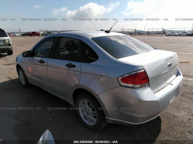 Photo 2 VIN: 1FAHP3FN0AW226997 - FORD FOCUS 