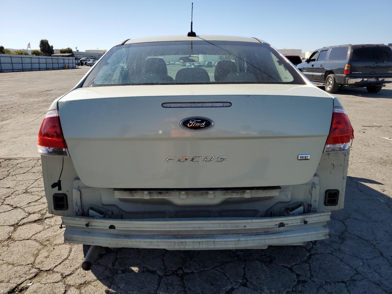 Photo 20 VIN: 1FAHP3FN0AW242990 - FORD FOCUS SE 