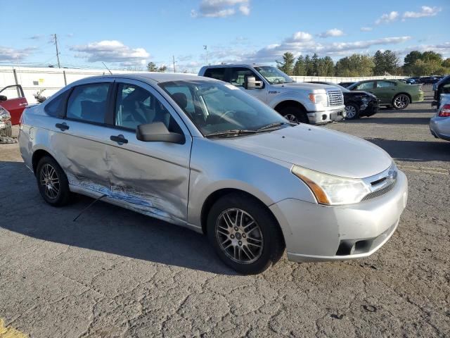 Photo 3 VIN: 1FAHP3FN0AW245937 - FORD FOCUS SE 