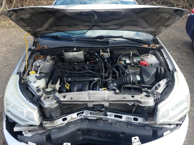 Photo 6 VIN: 1FAHP3FN0AW253021 - FORD FOCUS SE 