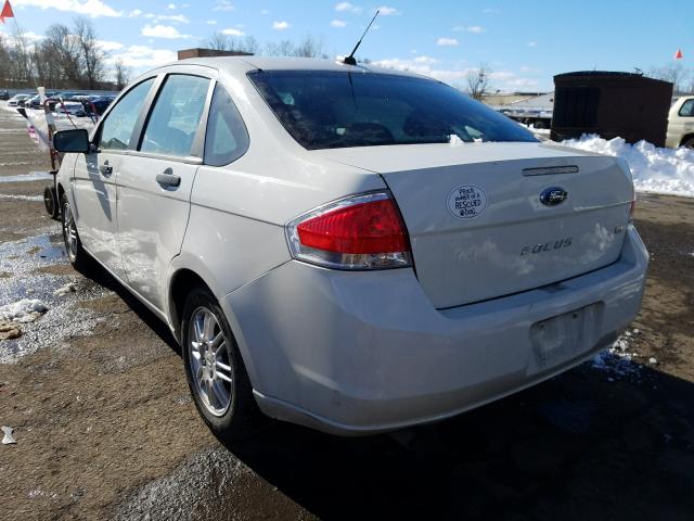 Photo 2 VIN: 1FAHP3FN0AW260308 - FORD FOCUS SE 