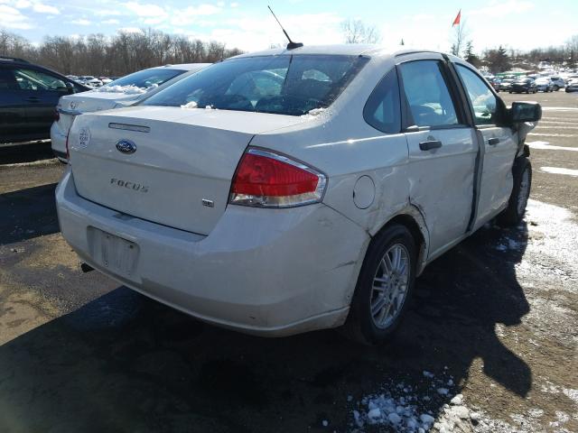 Photo 3 VIN: 1FAHP3FN0AW260308 - FORD FOCUS SE 