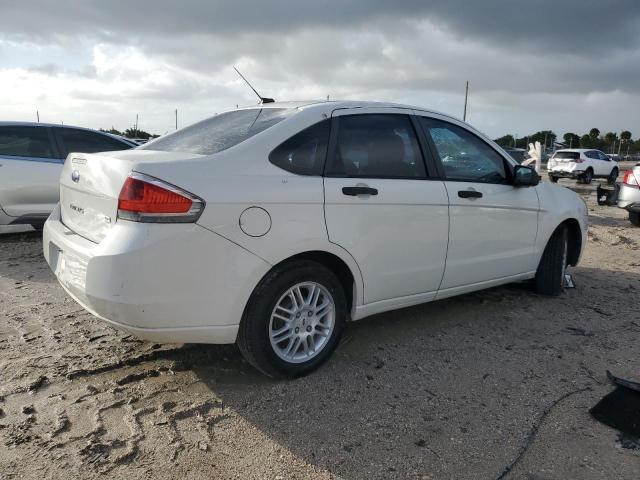 Photo 2 VIN: 1FAHP3FN0AW267078 - FORD FOCUS SE 