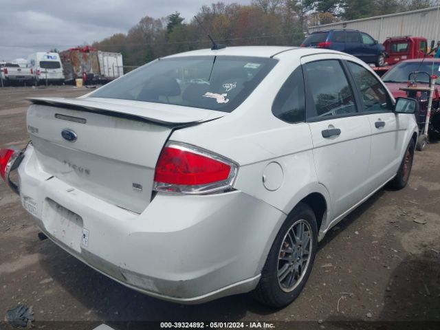 Photo 3 VIN: 1FAHP3FN0AW284396 - FORD FOCUS 