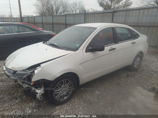 Photo 1 VIN: 1FAHP3FN0BW109910 - FORD FOCUS 