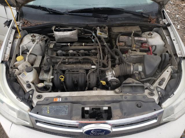 Photo 6 VIN: 1FAHP3FN0BW110443 - FORD FOCUS SE 