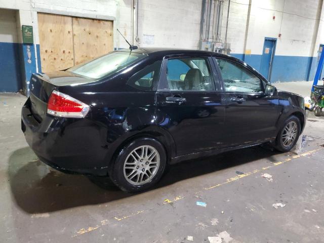 Photo 2 VIN: 1FAHP3FN0BW130126 - FORD FOCUS 