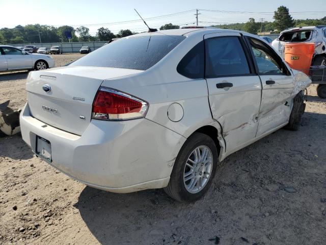 Photo 3 VIN: 1FAHP3FN0BW132863 - FORD FOCUS 