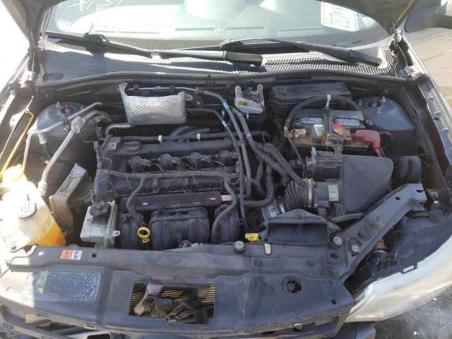 Photo 6 VIN: 1FAHP3FN0BW153048 - FORD FOCUS SE 