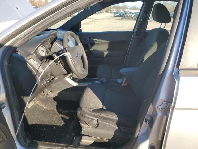 Photo 6 VIN: 1FAHP3FN0BW157617 - FORD FOCUS 