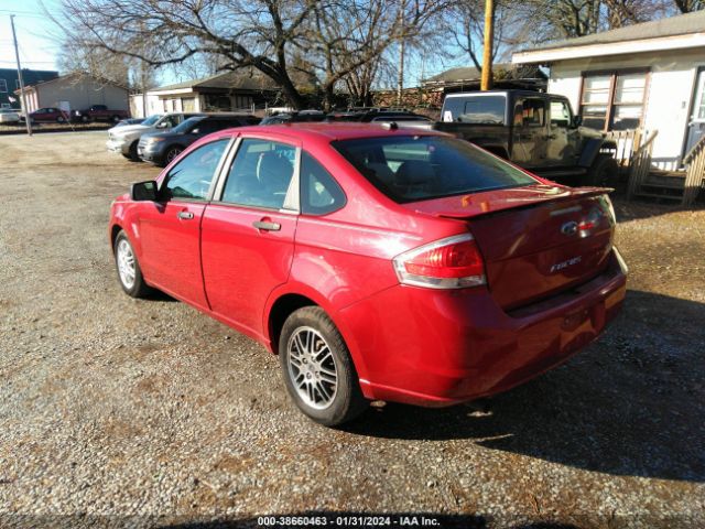 Photo 2 VIN: 1FAHP3FN0BW158721 - FORD FOCUS 