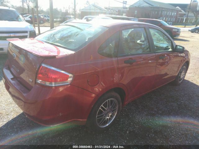 Photo 3 VIN: 1FAHP3FN0BW158721 - FORD FOCUS 